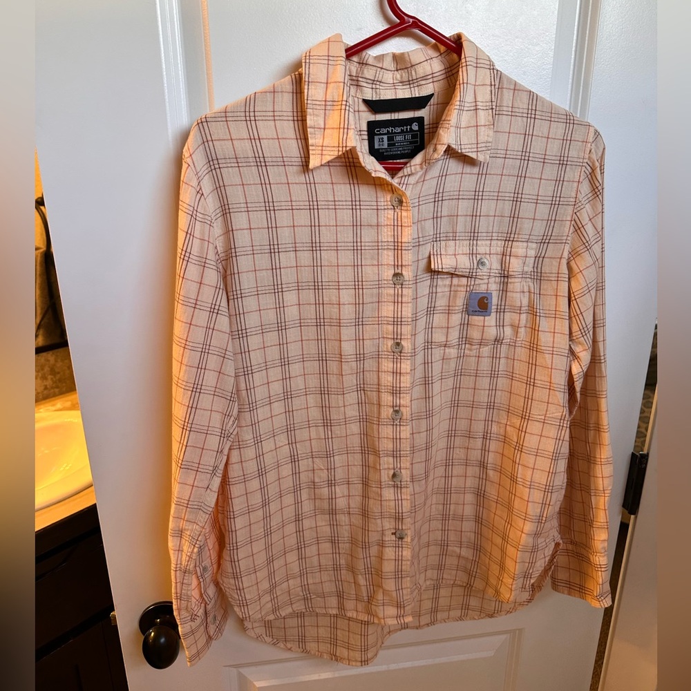 Women’s loose fit carhartt button down